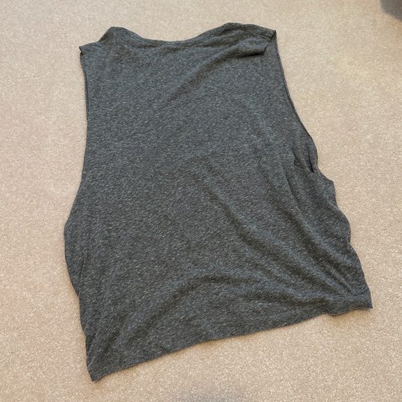 ‼️ Urban Outfitters Truly Madly Deeply Graphic Tee size L - Picture 4 of 4